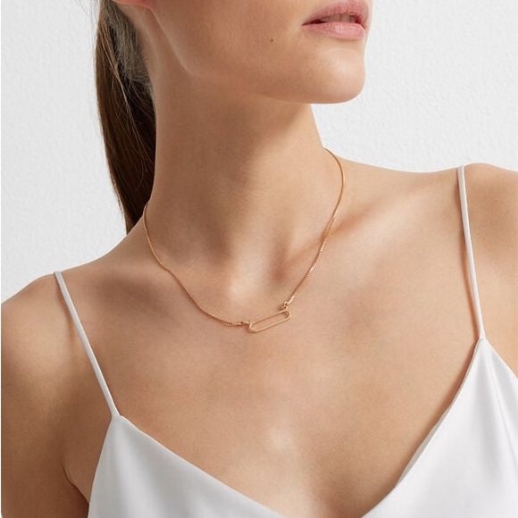 SOLD - Club Monaco Oval Necklace - Gold - Picture 2 of 10